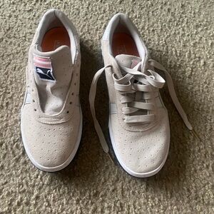 Puma Women’s Cali Suede Silver Gray Sneakers Size 8.5